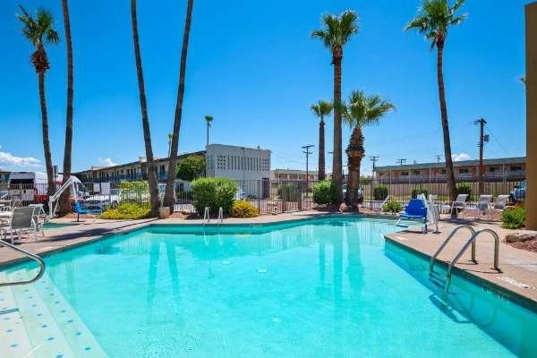 Red Roof Inn Tucson Downtown- University image 10