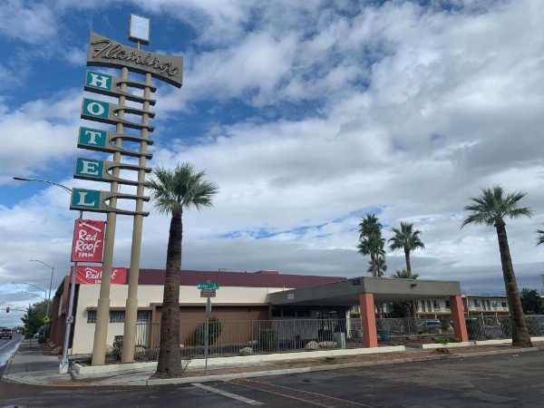 Red Roof Inn Tucson Downtown- University image 11